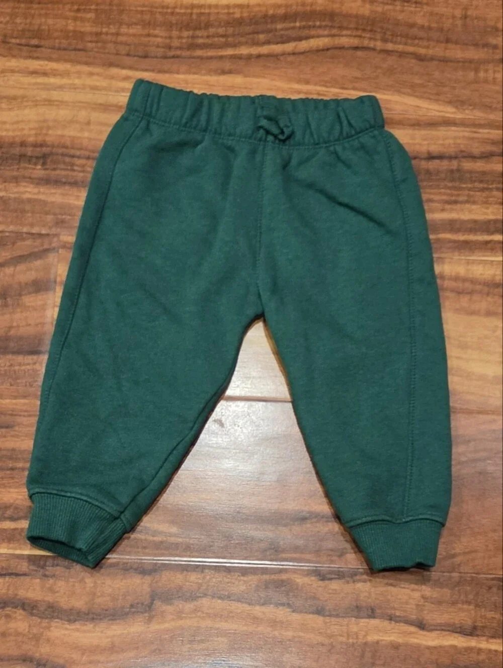 Monica + Andy EUC 12-18 Months Green Tree Sweatshirt and Pants Set